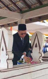 ZIARAH MAKAM WAKIL BUPATI PERTAMA DI SEMANU
